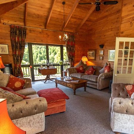 Karamu Valley Lodge ภายนอก รูปภาพ